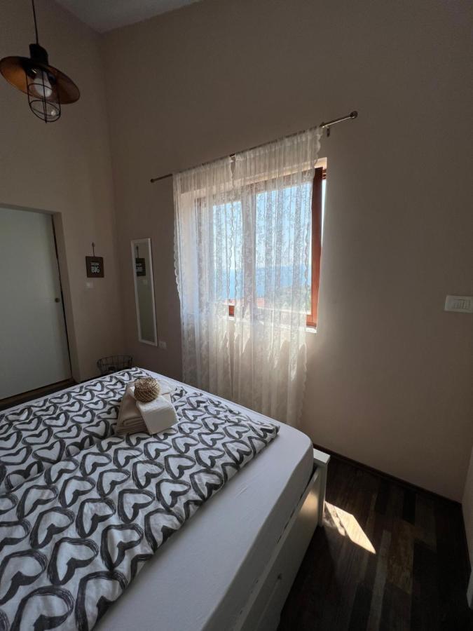 Apartman Maroon Lovran Luaran gambar