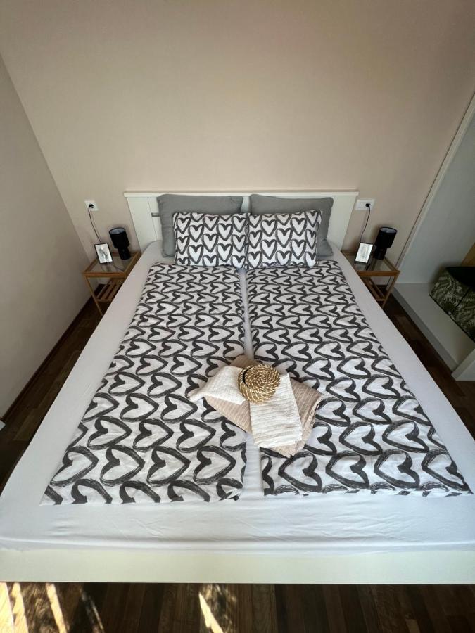 Apartman Maroon Lovran Luaran gambar